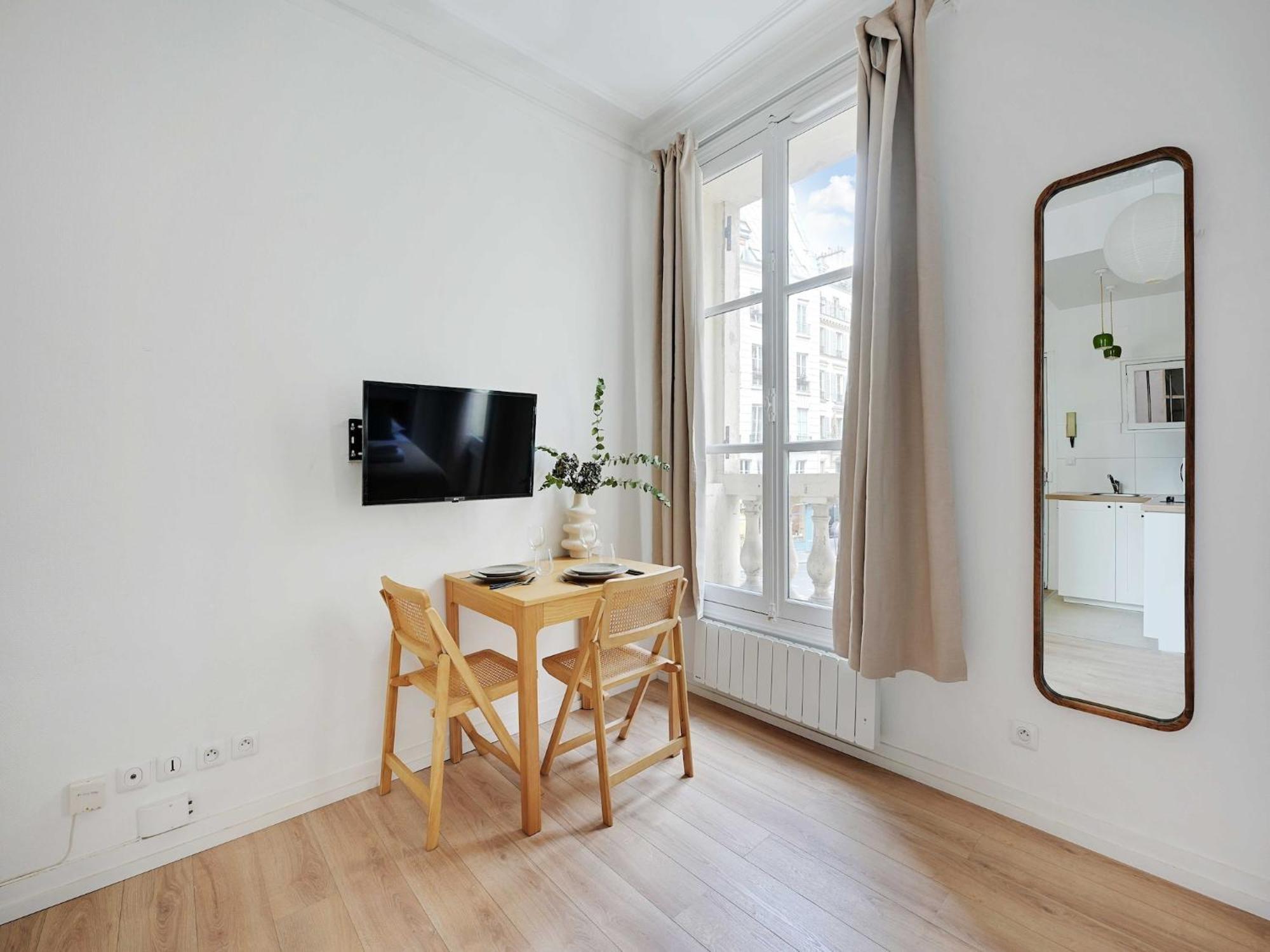 Charming Flat - Rambuteau - Mobility Lease * Parijs